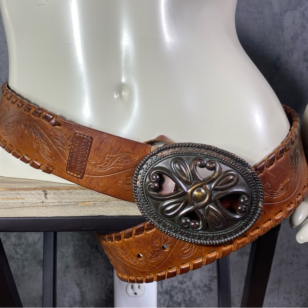 Kenneth Cole Leather Belt Buckle
